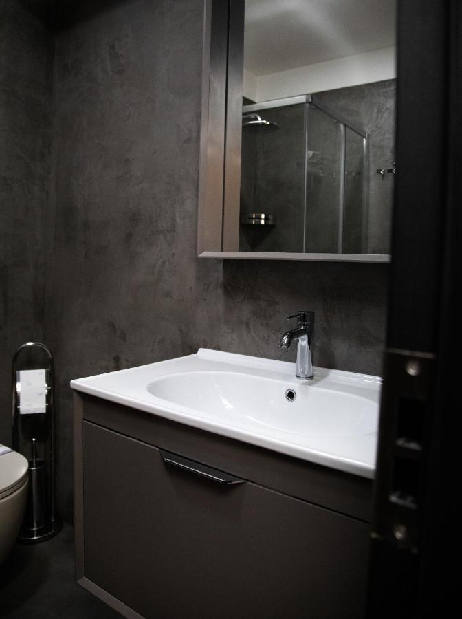 Triss Hotel تيرانا المظهر الخارجي الصورة