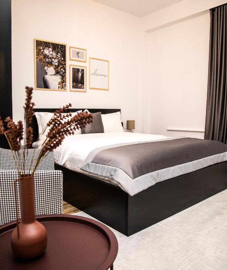 Triss Hotel تيرانا المظهر الخارجي الصورة